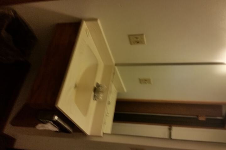 Room 9 of 14
