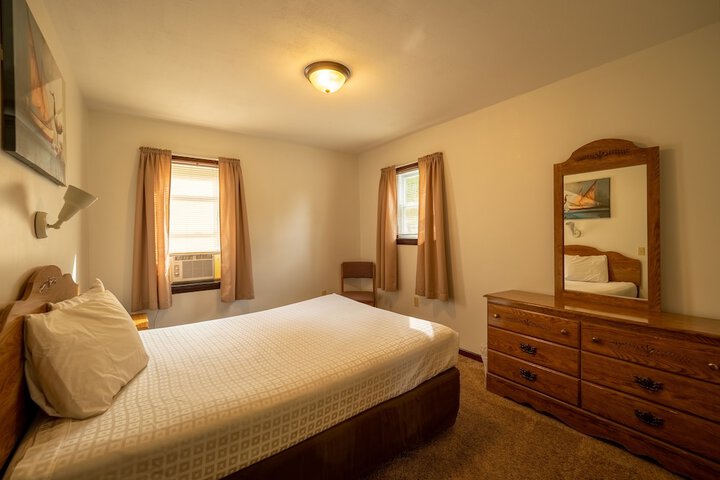 Room 34 of 86