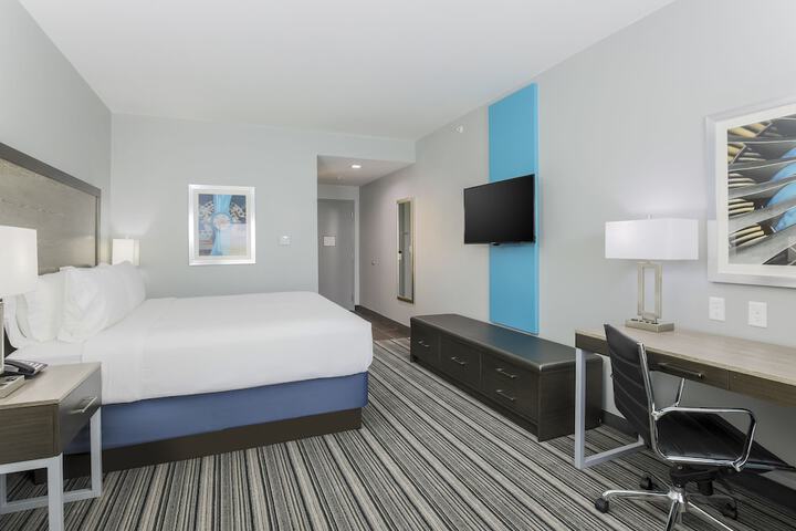Room 52 of 98
