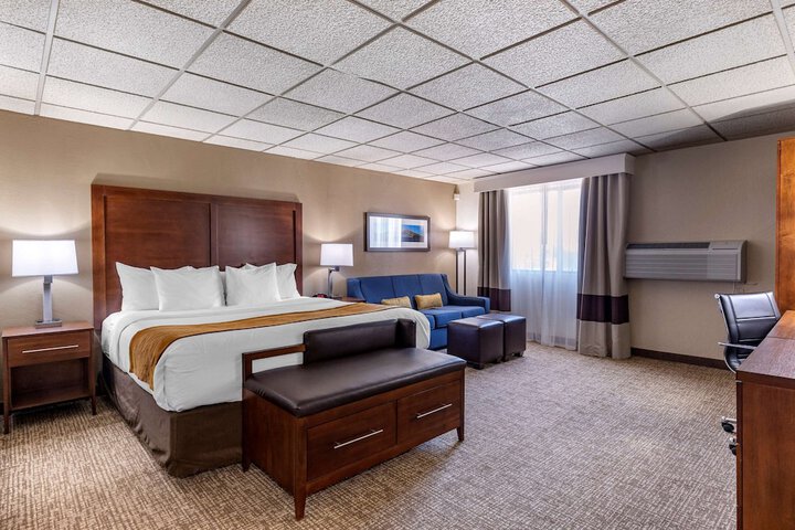 Room 17 of 65