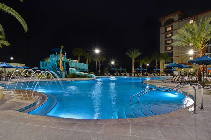 Home2 Suites by Hilton Orlando at Flamingo Crossings