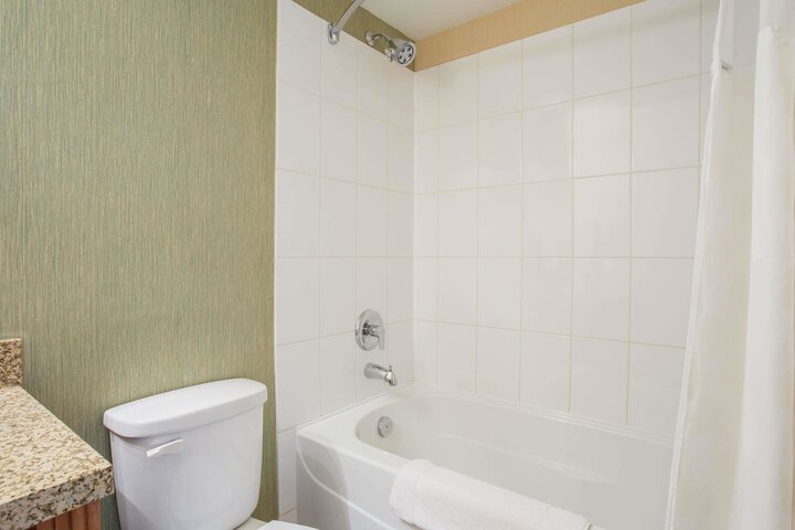 Room 14 of 30
