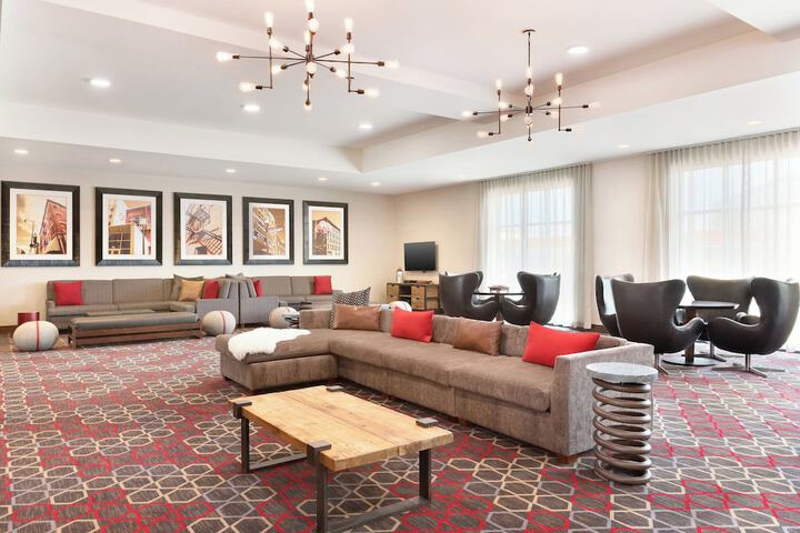Four Points by Sheraton Fargo Medical Center