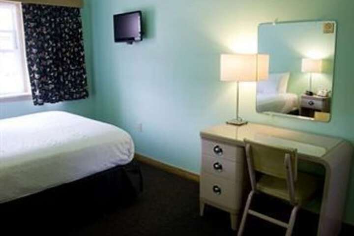 Room 35 of 75