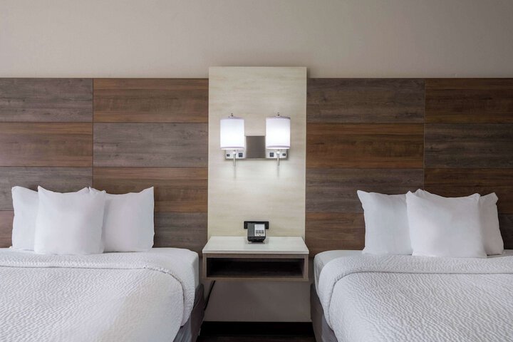 Room 12 of 31