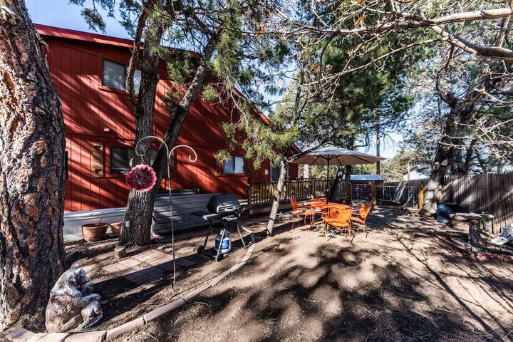 Property Grounds 28 of 37