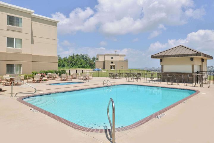 Pool 11 of 72