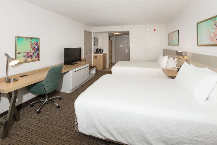 Room 33 of 55