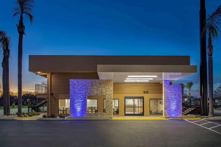 Hotel 2 of 16