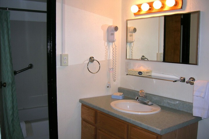 Room 17 of 29