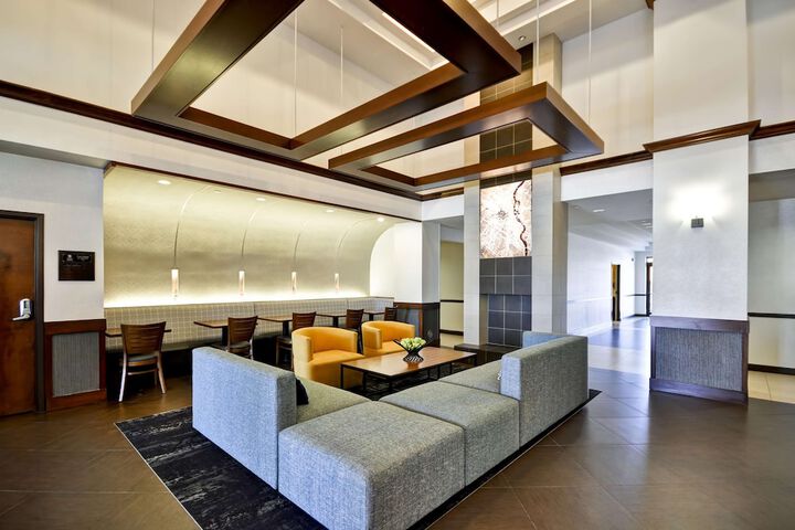 Hotel Interior 8 of 41
