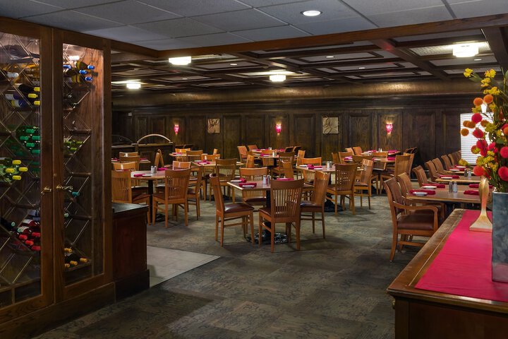 Bismarck Hotel and Conference Center