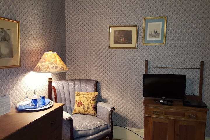 Room 13 of 51