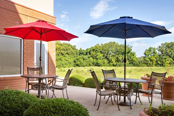 Terrace/Patio 28 of 29