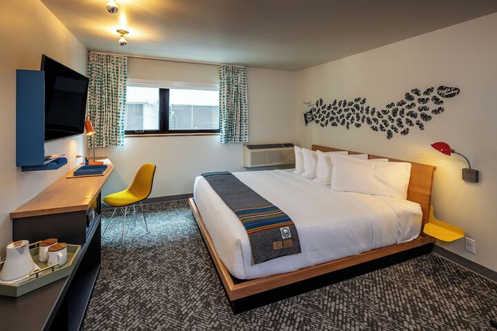 Room 41 of 55