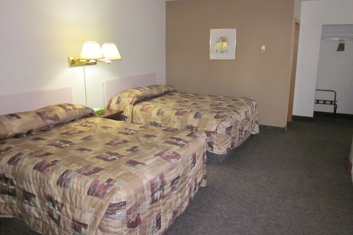 Room 10 of 17