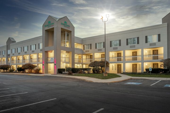 Hotel 2 of 41