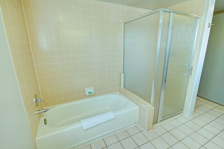 Room 40 of 70