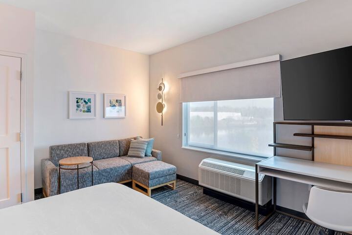 Room 29 of 42