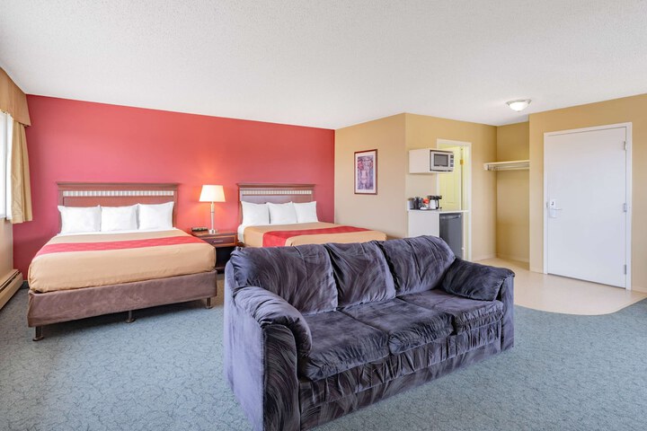 Travelodge by Wyndham Fort St. John