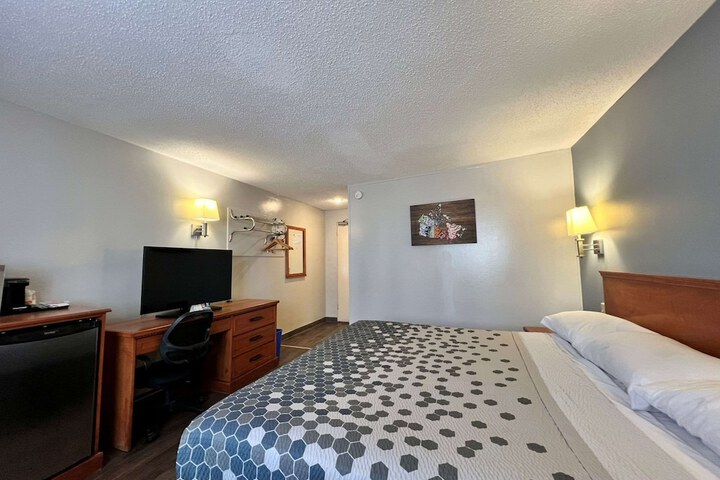 Room 31 of 61