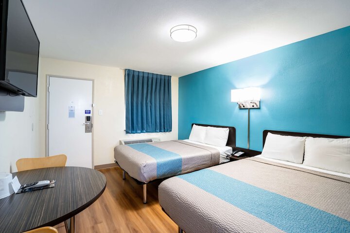 Room 21 of 26