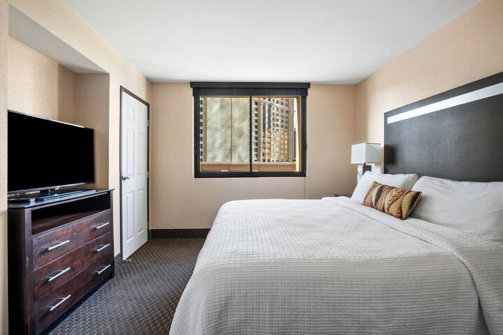 Room 115 of 130