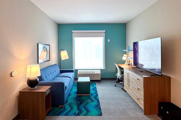 Room 19 of 87