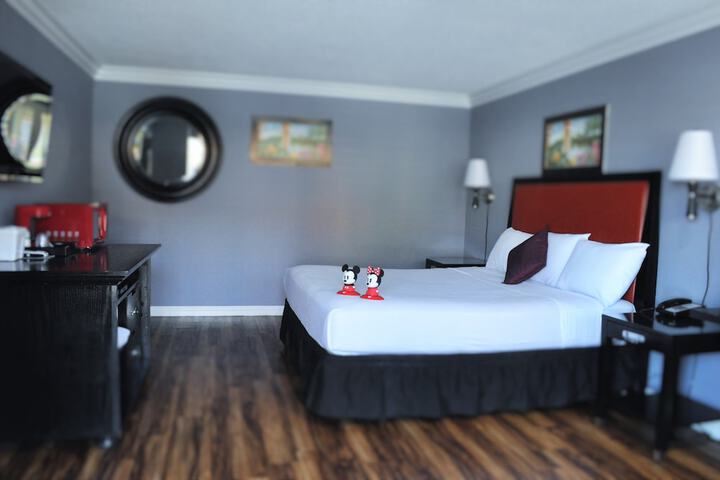 Room 34 of 65