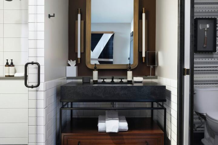 Hewing Hotel