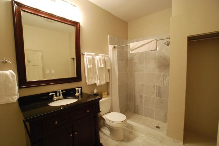 Room 8 of 47