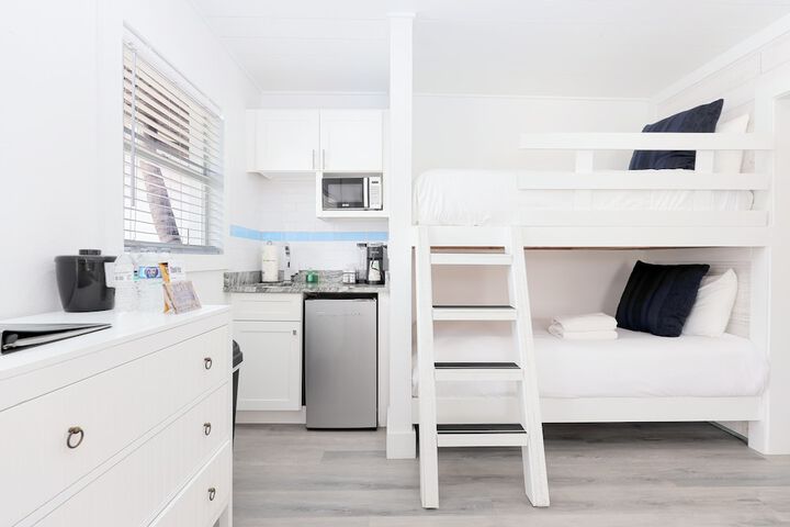 Siesta Key Beach Resort and Suites