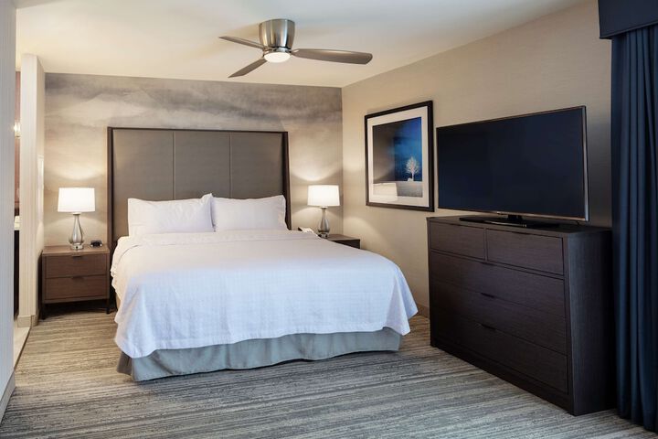 Room 16 of 35