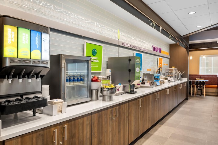 Tru by Hilton Middleburg Heights Cleveland Airport