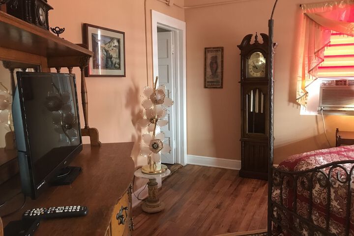 Room 86 of 104