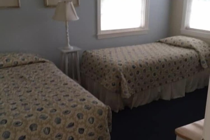 Room 33 of 56