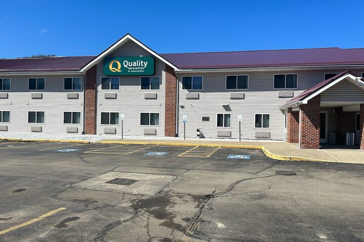 Quality Inn & Suites Bradford
