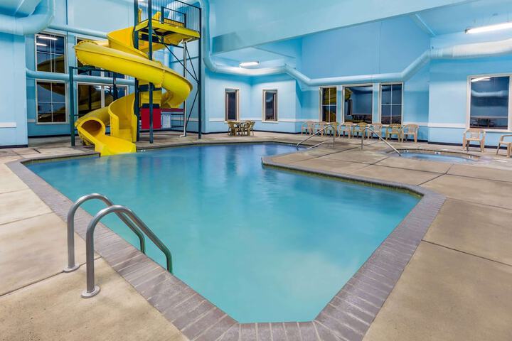 Pool 3 of 17