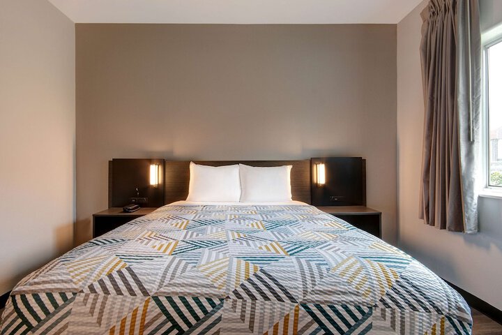 Room 21 of 26
