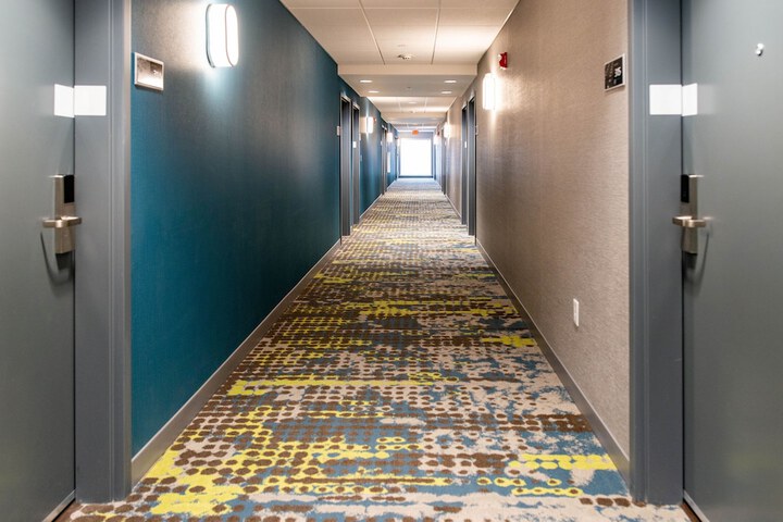 Ballroom/Hall 62 of 75