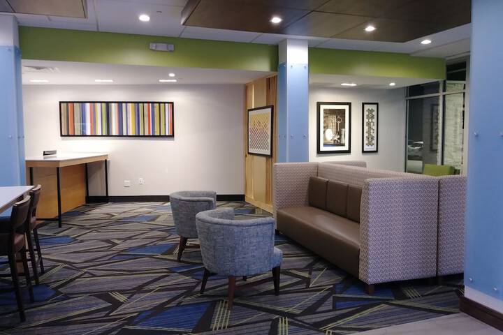 Hotel Interior 15 of 40