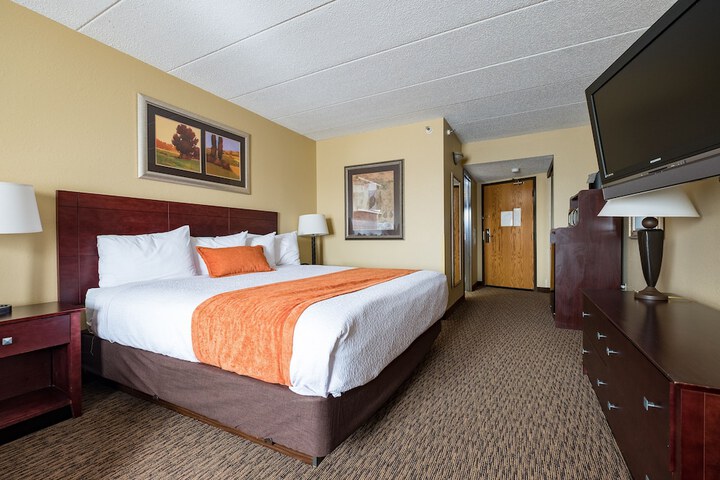 Room 44 of 55
