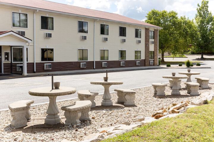 Hotel 4 of 22
