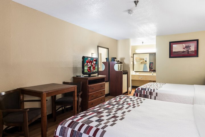 Red Roof Inn Conroe North - Willis