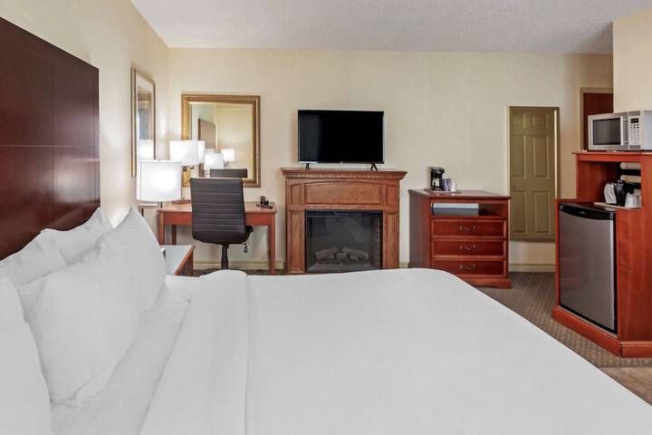 Room 8 of 52