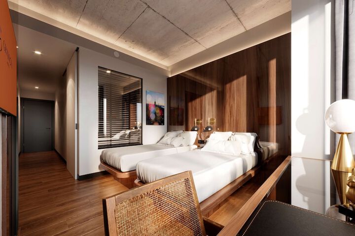 Room 28 of 42