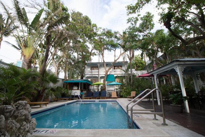 Key West Harbor Inn - Adults Only