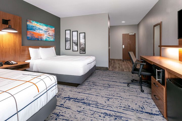 Room 15 of 31