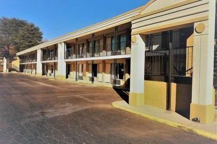 ASHEVILLE AIRPORT INN
