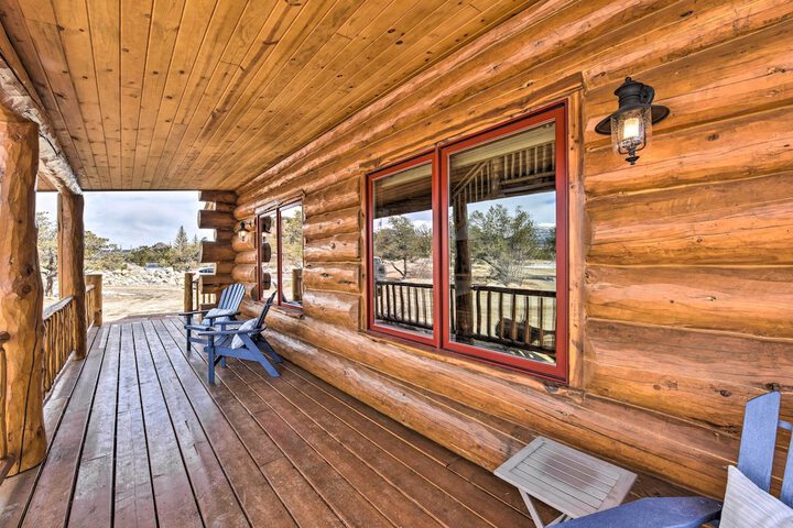 Riverfront Retreat w / Hot Tub: Fish & Hike!